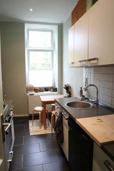 Modernisierte 2-Zimmer-Wohnung in Berlin-Friedrichshain — photo 1